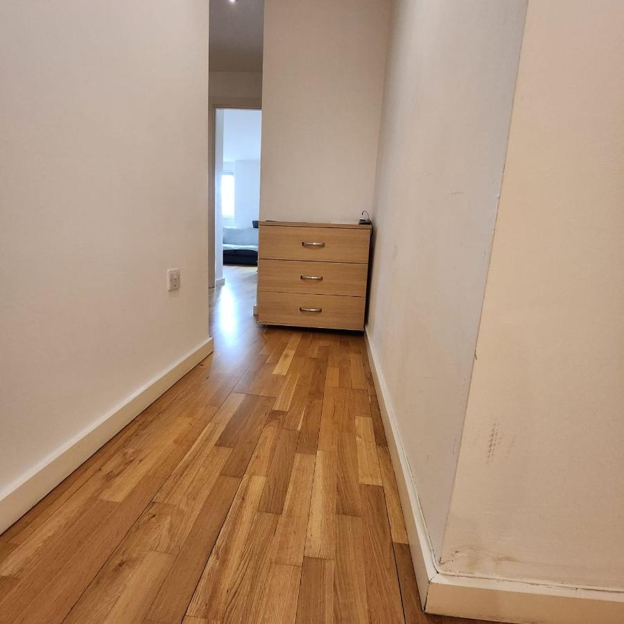 Shared Apartment - Walking From Leeds City Center ภายนอก รูปภาพ