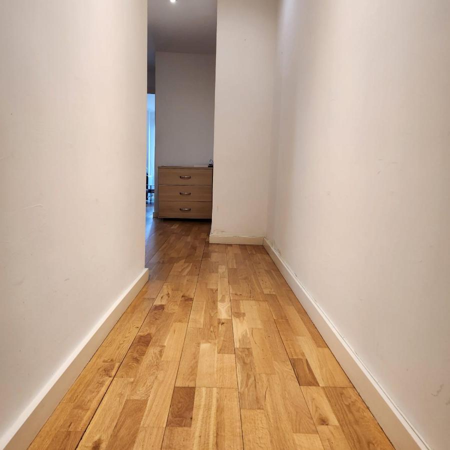 Shared Apartment - Walking From Leeds City Center ภายนอก รูปภาพ